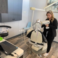 What are basic knowledge for dental assistant
