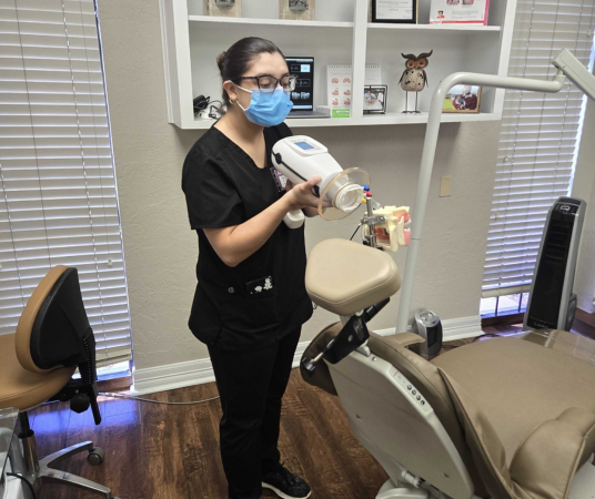 Dental assistant student training at Temple Dental Assistant School