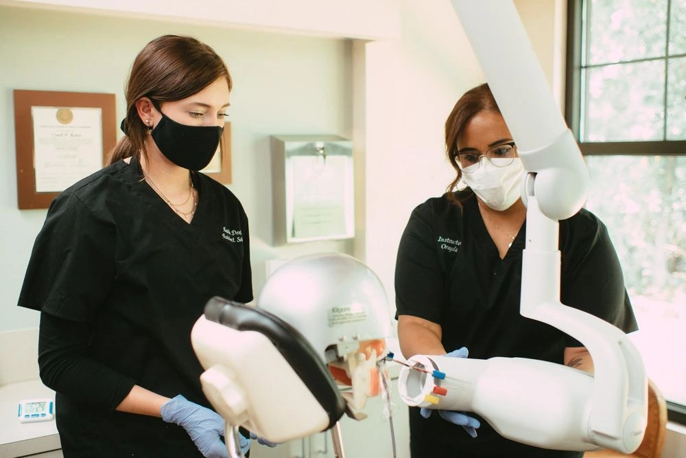 students training to capture dental x-rays